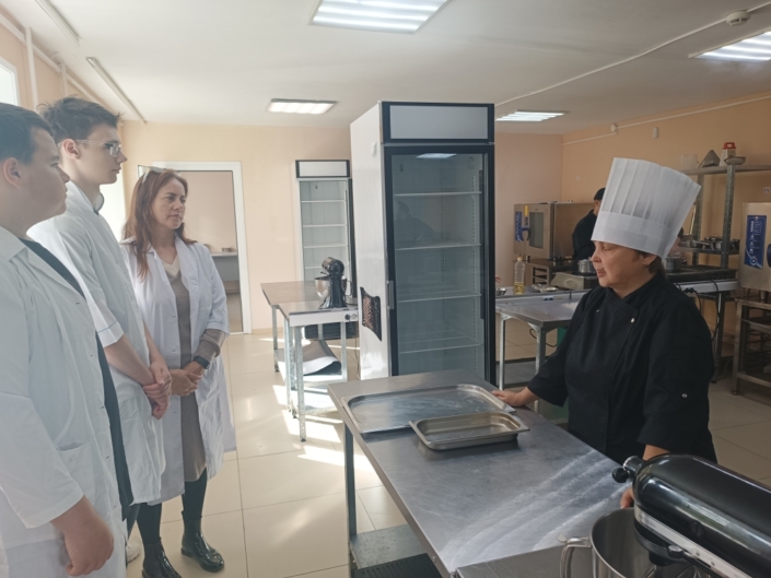 экскурсия в АПТ 2025 (4)