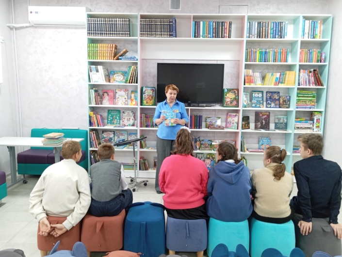Экскурсия в библиотеку 2025 (1)